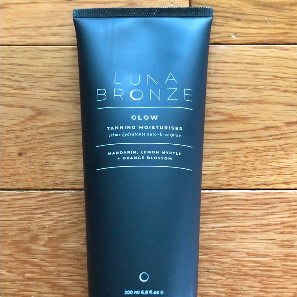 Luna Bronze Moisturiser